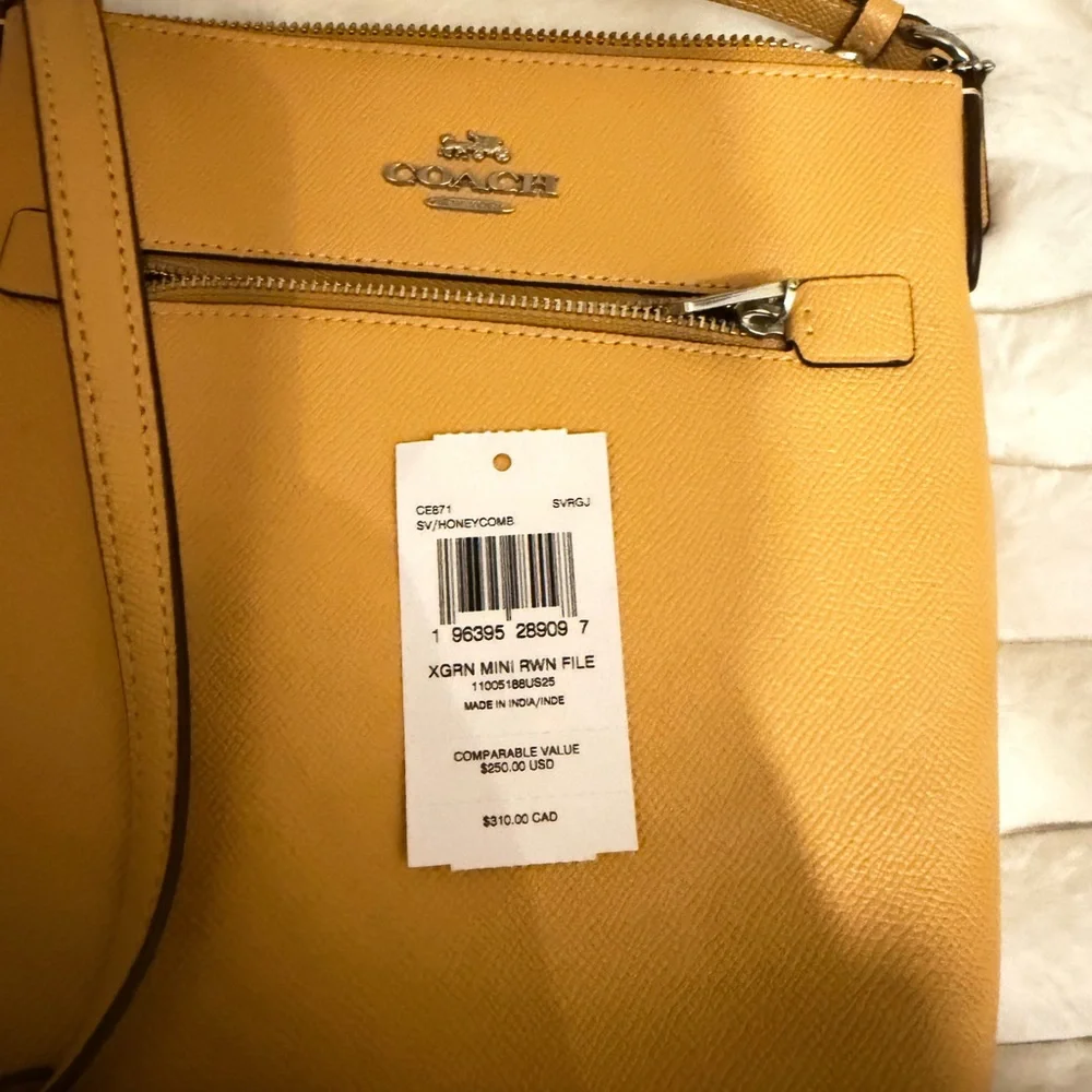 NWT Coach Mini Rowan File Bag in Honeycomb/Silver - Picture 3 of 15